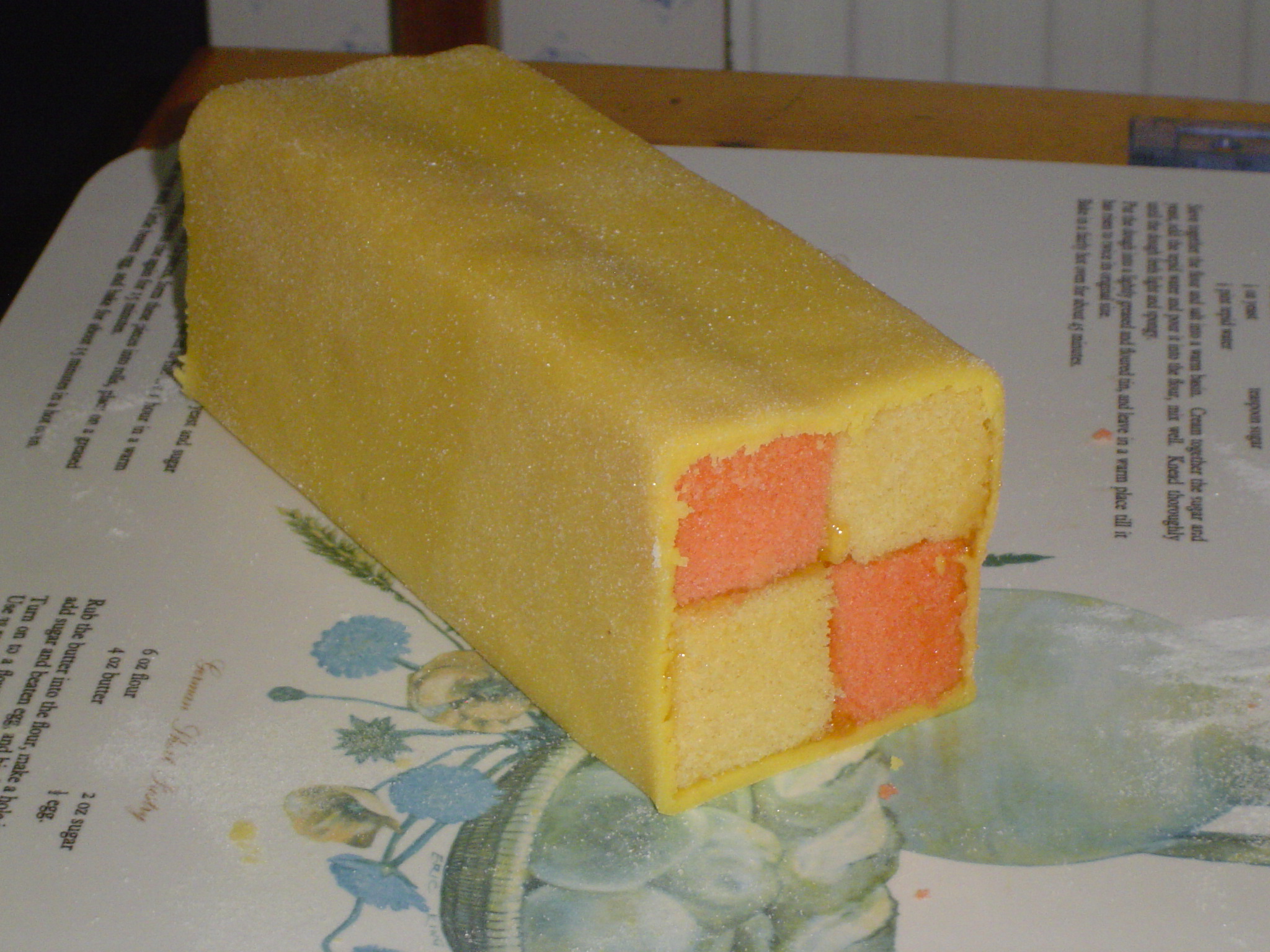 Silverwood Battenberg Tin